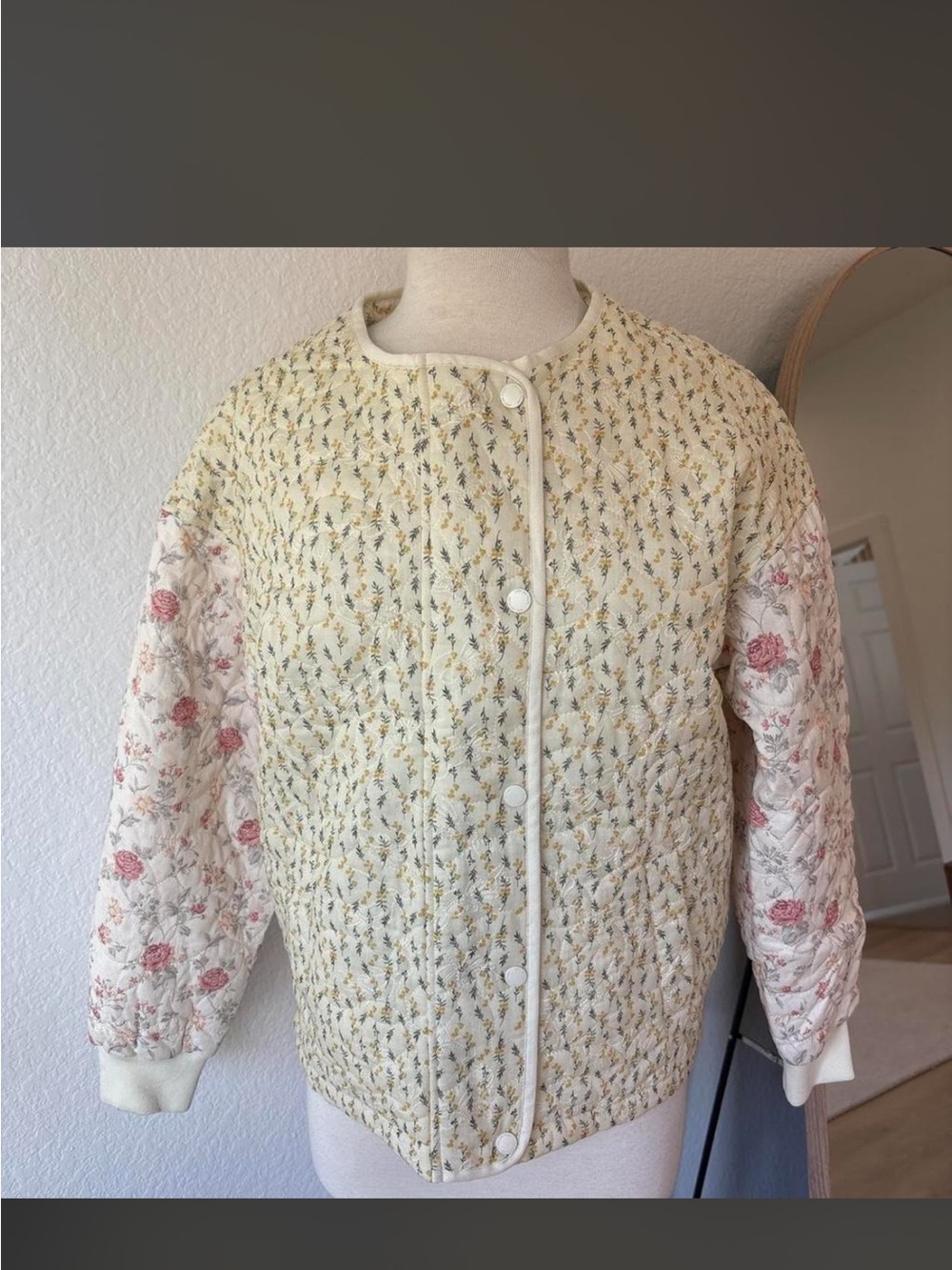 Like New! Avec Les Filles Floral Quilted Jacket - Size Small